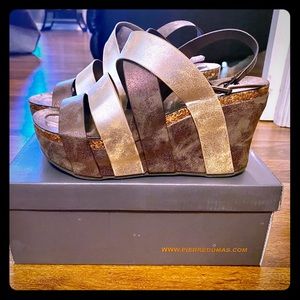 Pierre Dumas Hester-19 Wedges